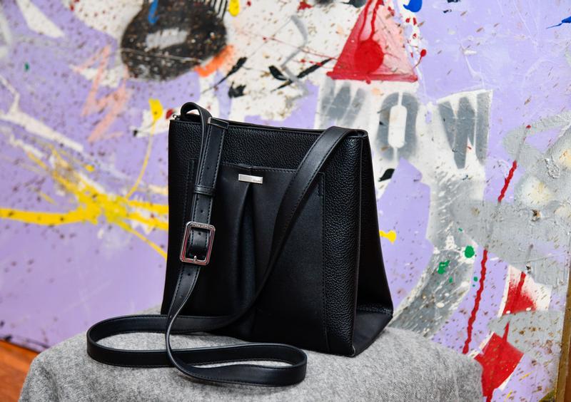 WOW...luV this Calvin Klein crossbody