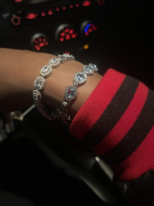 【最終値下げ】Givenchy Crystal Flex ブレスレット Givenchy Silk Crystal Flex Bracelet - Macy's