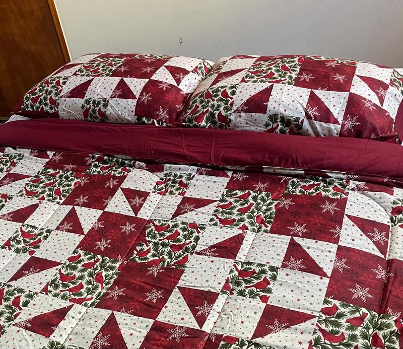 Beautiful Holiday Quilt