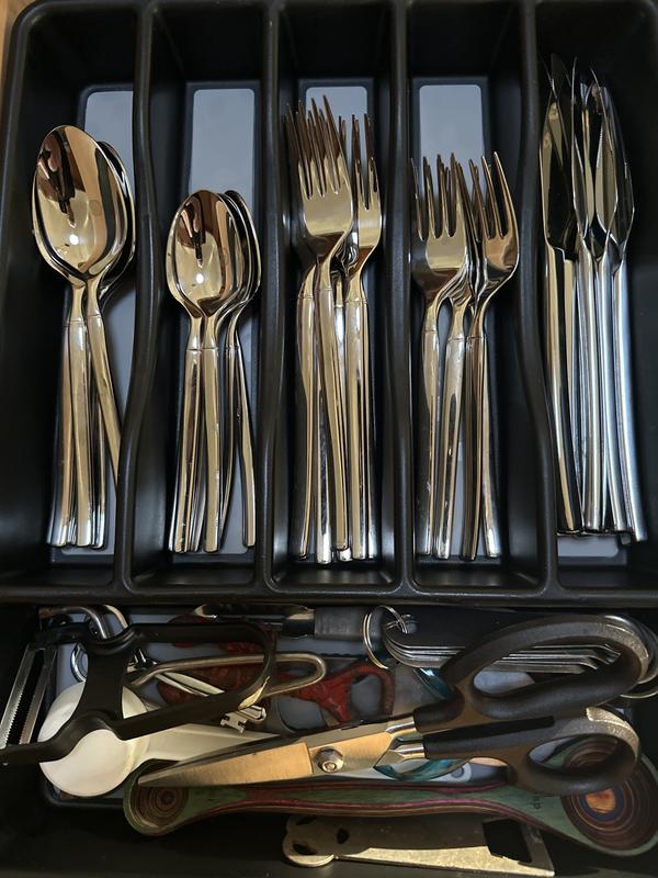 Sleek Flatware