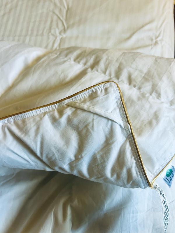 Corner ties for duvet cover