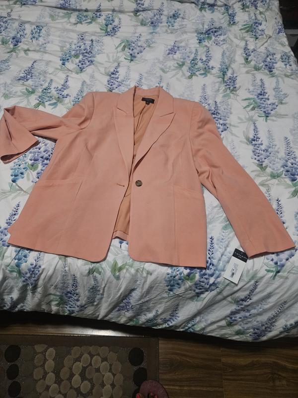 Customer carousel item 1.