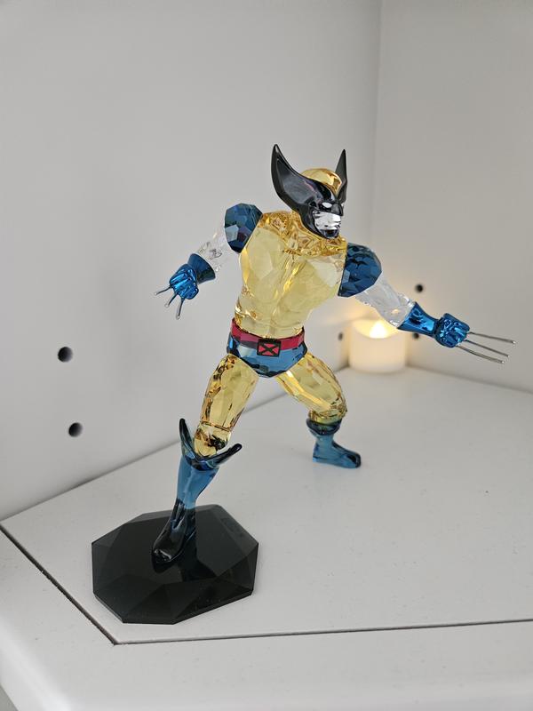 Wolverine by tealight candle