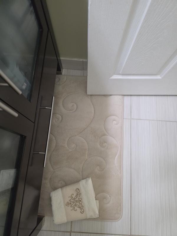 Very Versatile and Neutral Color- Not Just for Bathtub  Coverage