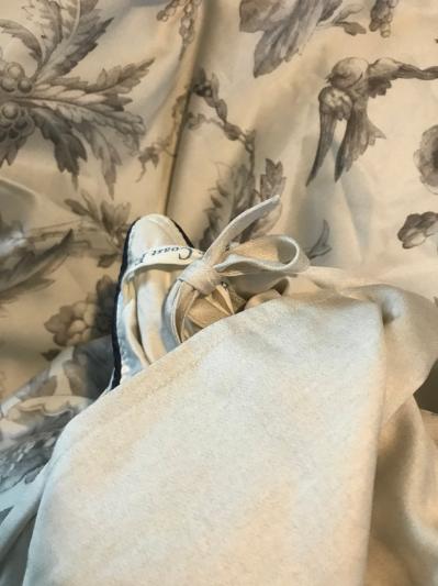 Pocket access to the corner ties