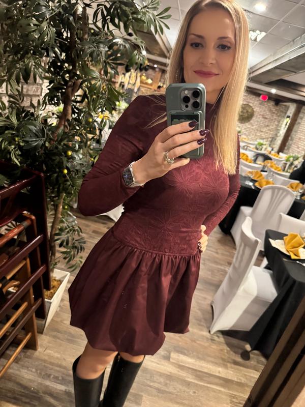 Love the color and style.