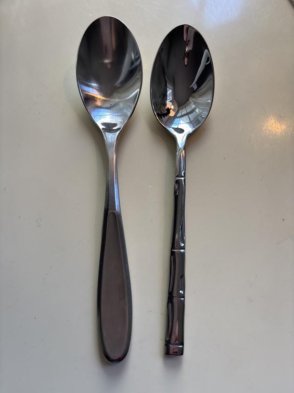 Thin handle and can slip out of your fingers