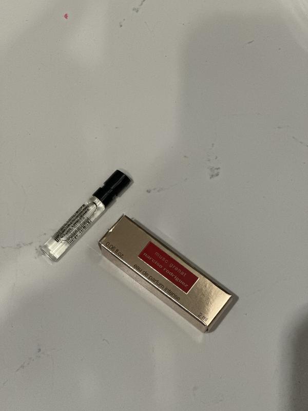 Customer carousel item 1.