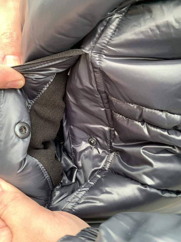 Fleece Lined Side Pockets