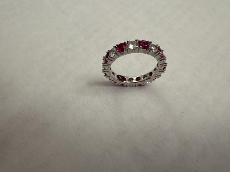 Shows how jagged the edges are.