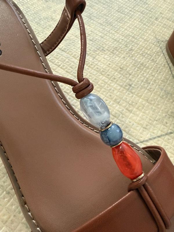 Customer carousel item 4.