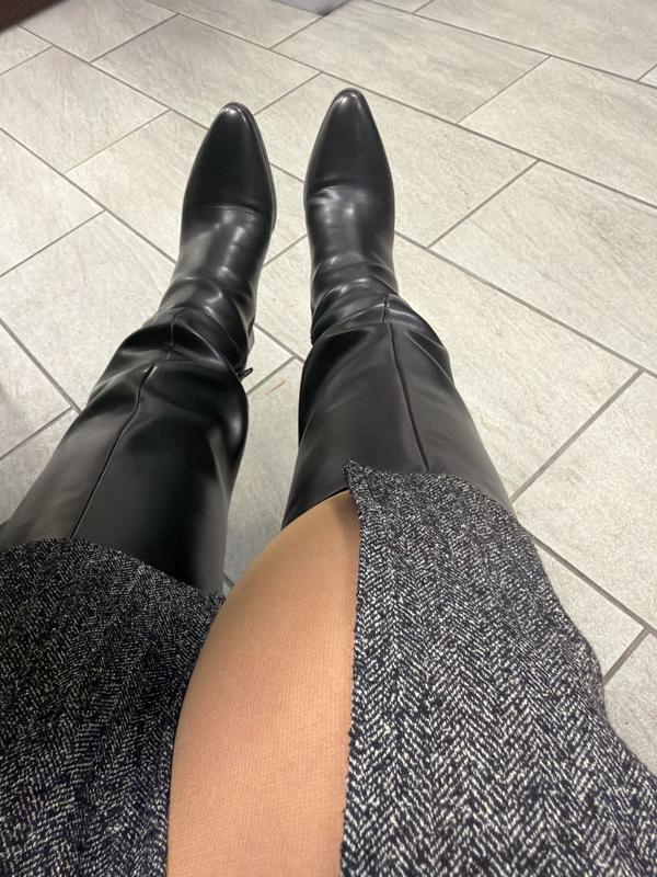 Customer carousel item 2.