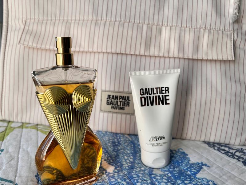 Jean Paul Gaultier Divine — my favorite parfum EVER