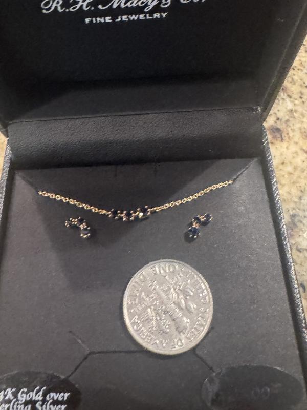 I put a dime next to it