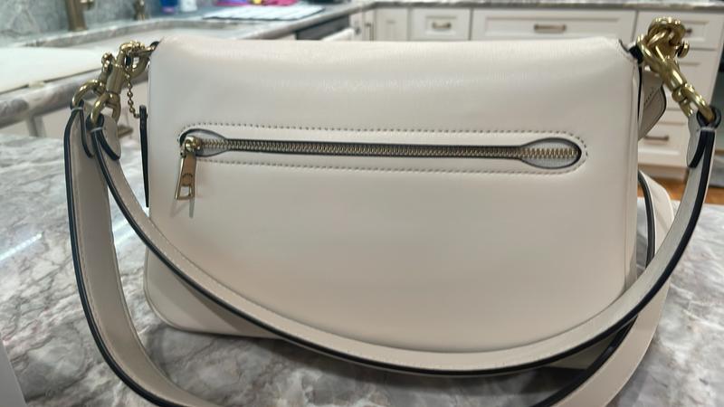 Customer carousel item 3.
