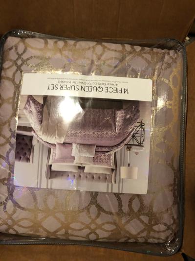 Gorgeous bedding det