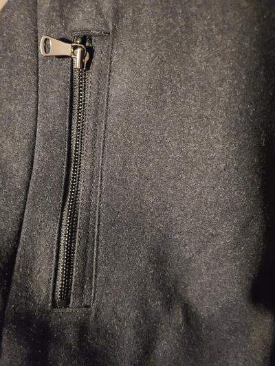 Zipper pocket