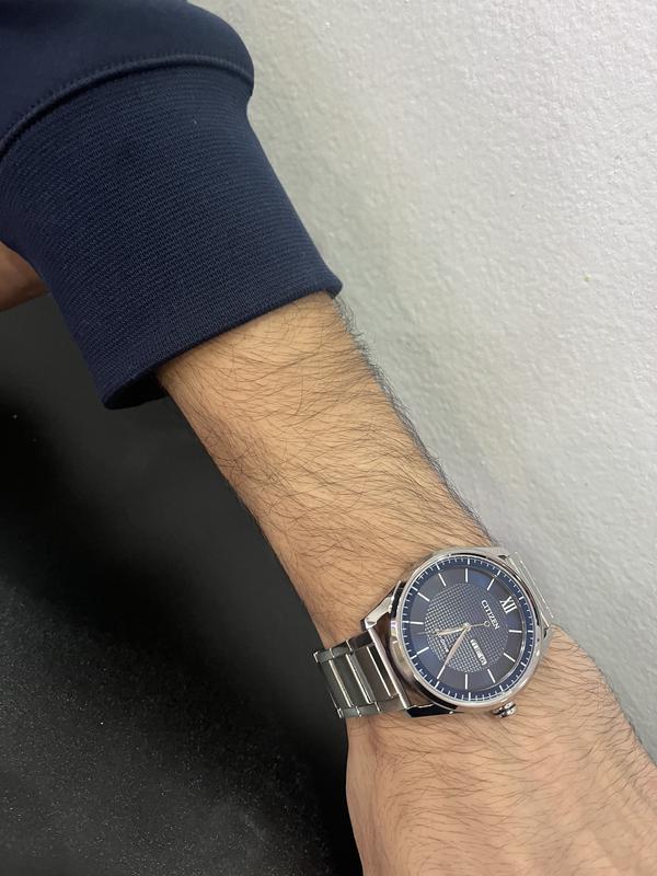 He like the size of the watch