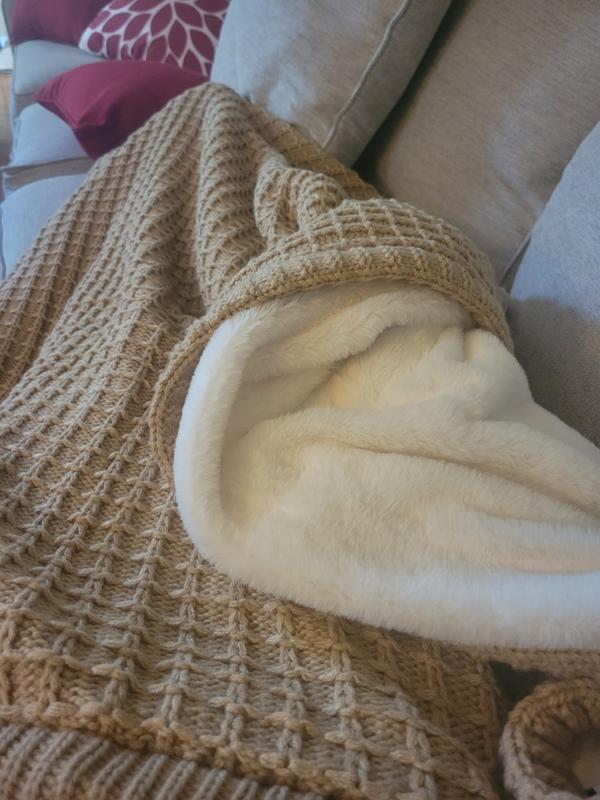 Picture of the top knitted waffle fabric with the back faux fur.