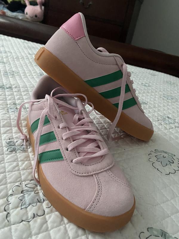 Customer carousel item 1.