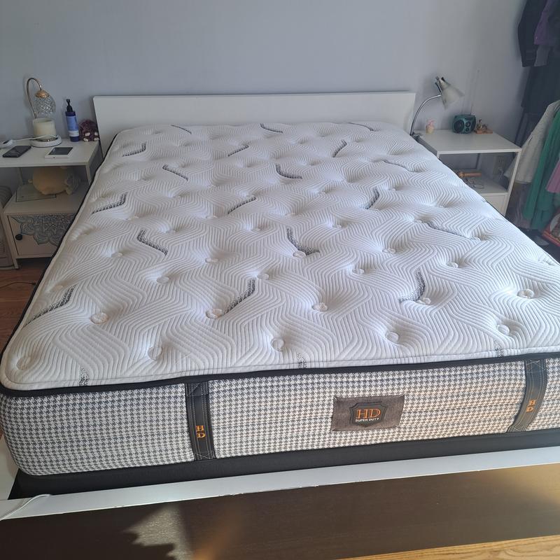 Customer carousel item 1.