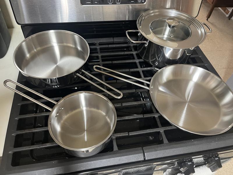Set of 4 pans with lid