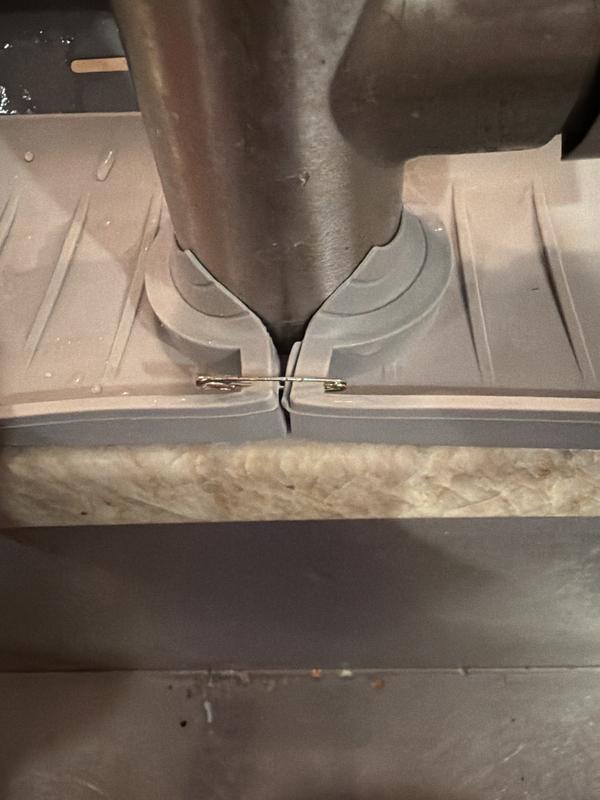 Flimsy - sponges keep falling off!