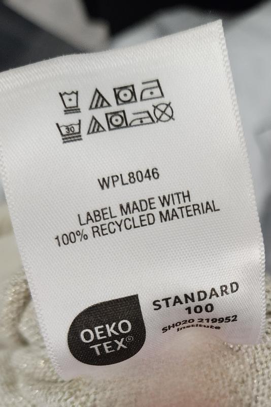 Photo from Hot mama Macys fan.