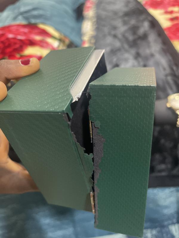 Customer carousel item 3.