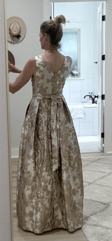 Customer carousel item 3.