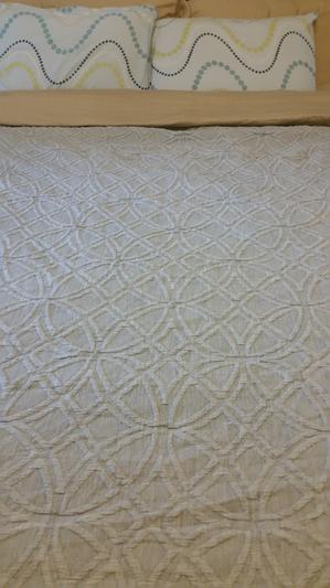 Hotel collection Duvet cover queen size.