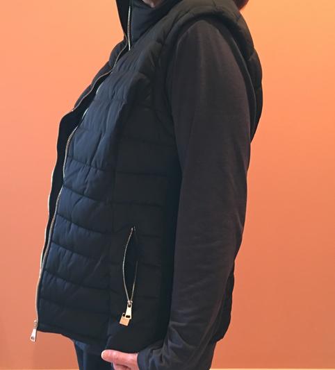 Extra styling with gold zippers!