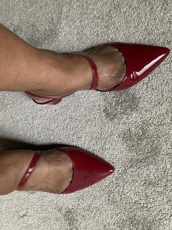 thumbnail image 2 of Lifestride Women's Minimalist Pump - Comfortable Pointed Toe Work Shoes 2 of 3