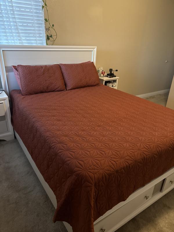 Kaleidoscope 3-Pc. Full/Queen Quilt Set