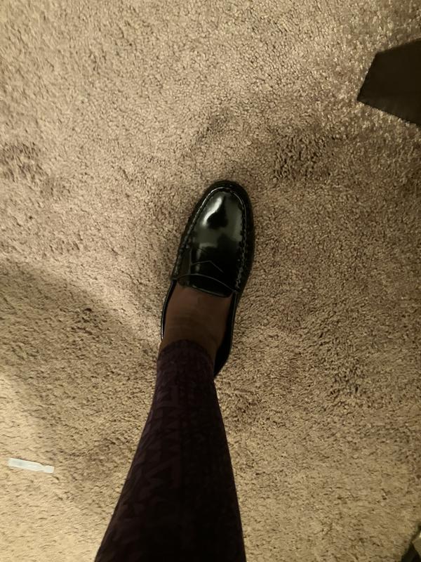 Gap on side, fits wide.