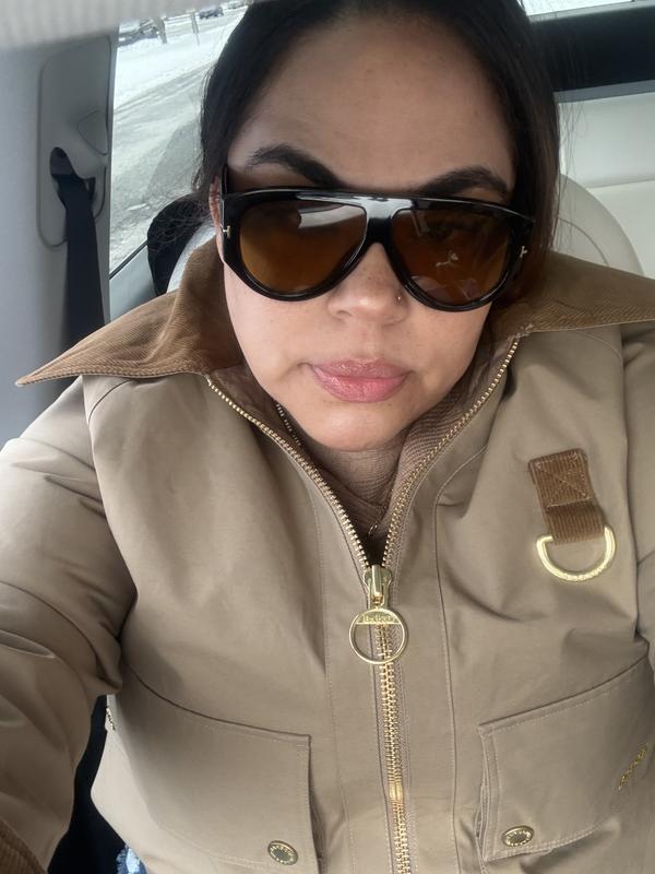 Customer carousel item 1.