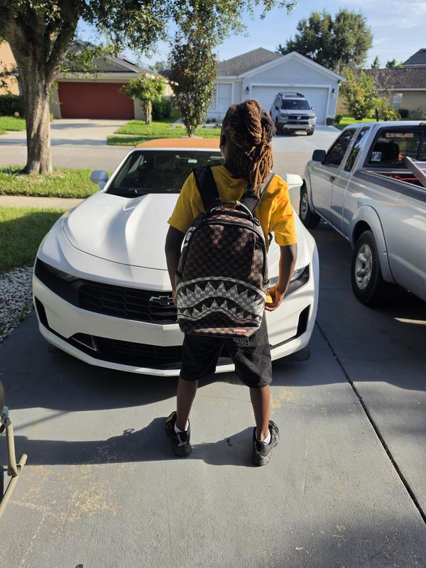 My son back to school with his comfortable shoes