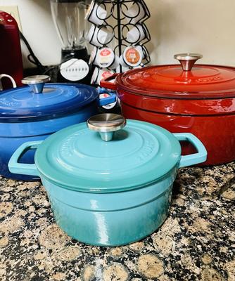 thumbnail image 2 of WFS 6-Quart Cast Iron Dutch Oven - Camping Essential - 2 Style Variations 2 of 6