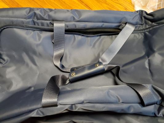 Extra straps to hold like a DUFFEL bag