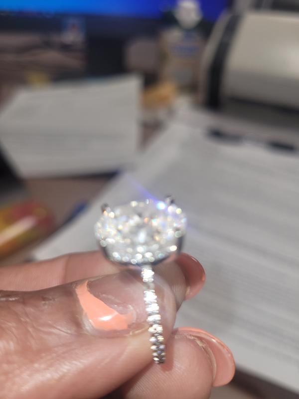 Customer carousel item 3.