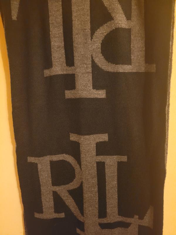 Black side with grey lettering