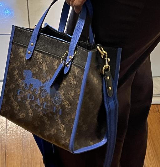 My bag is POPPING with color