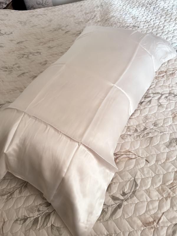 Pillowcase fits well