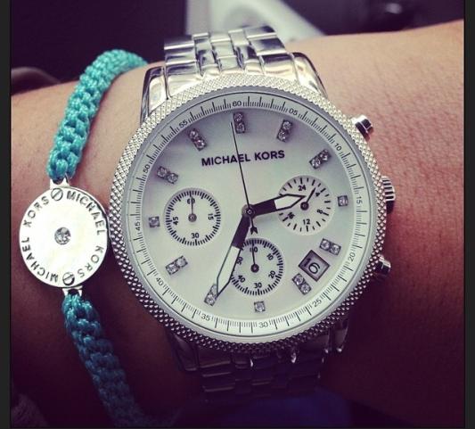 Michael Kors Women display picture 3