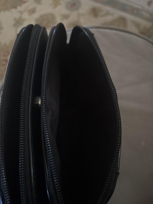 Front compartment similar to back compartment