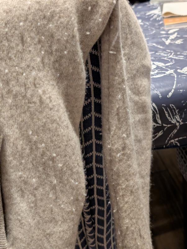 Customer carousel item 5.