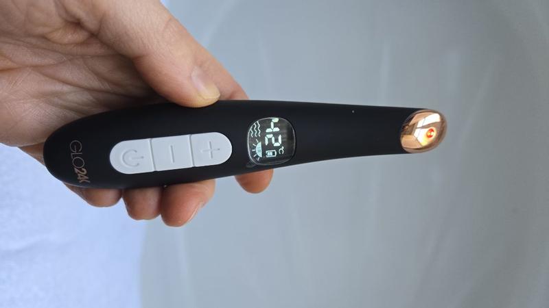 Customer carousel item 6.