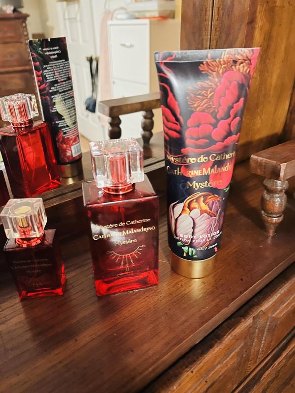 Looks lovely on my dresser