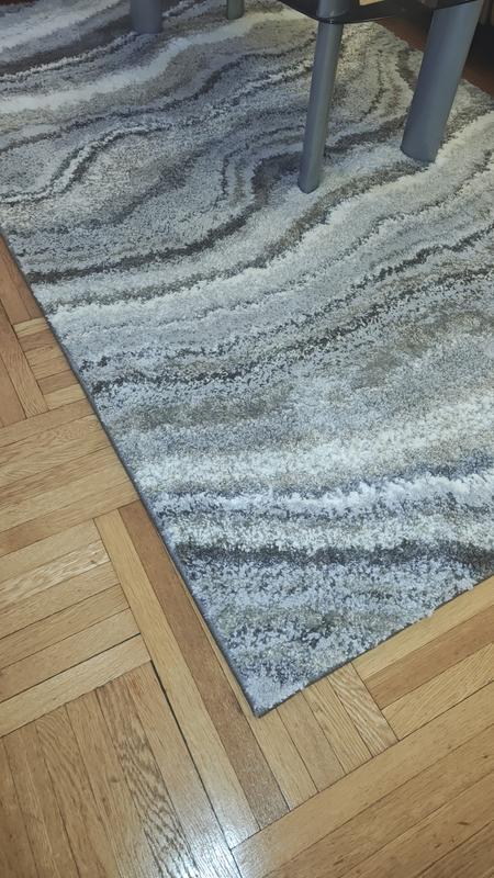 Area rug