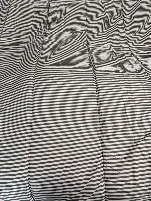 Reversible comforter